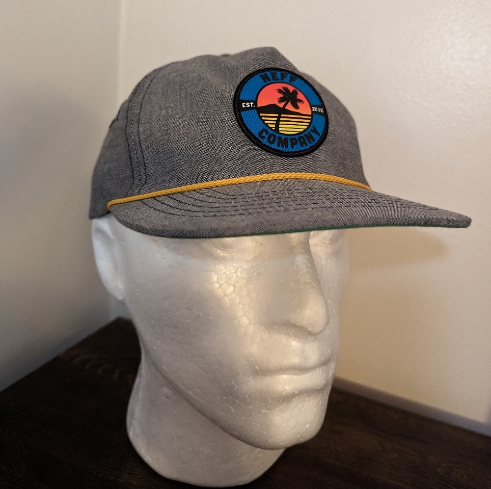NEFF Snapback hat in Grey and green bill